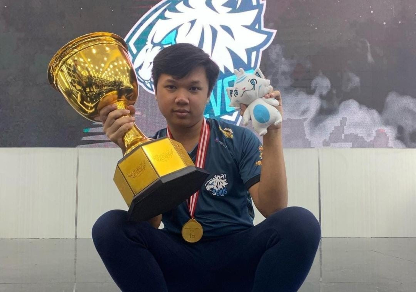 Ihsan "Luminaire" Besari drawing m7