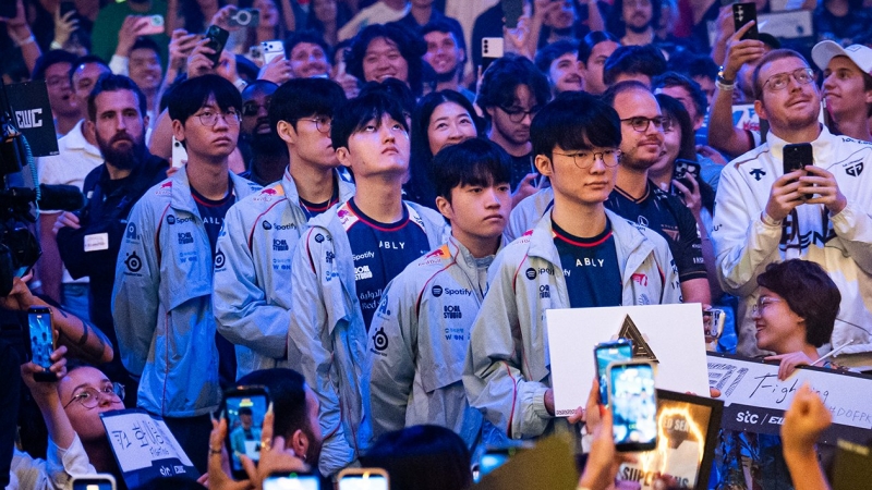 FAKTA! T1 Tak Selalu Berjaya di EWC, tetapi Nyaris Selalu Mengancam di Worlds
